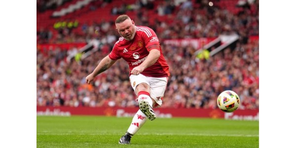 De gepensioneerde spelers van Manchester United willen weer spelen De gepensioneerde spelers van Manchester United willen weer spelen